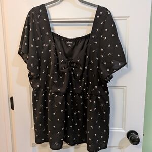 Torrid Black Floral Tie-Front Peasant Top